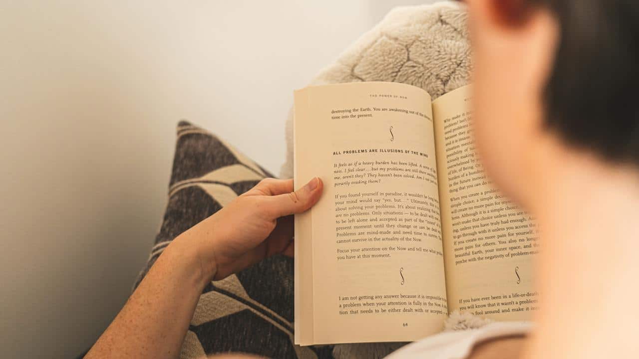 5 Tips for Choosing Reading Books for Beginner Writers